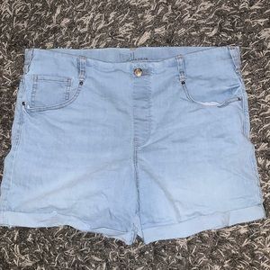 Time and Tru Jean Shorts Size Large